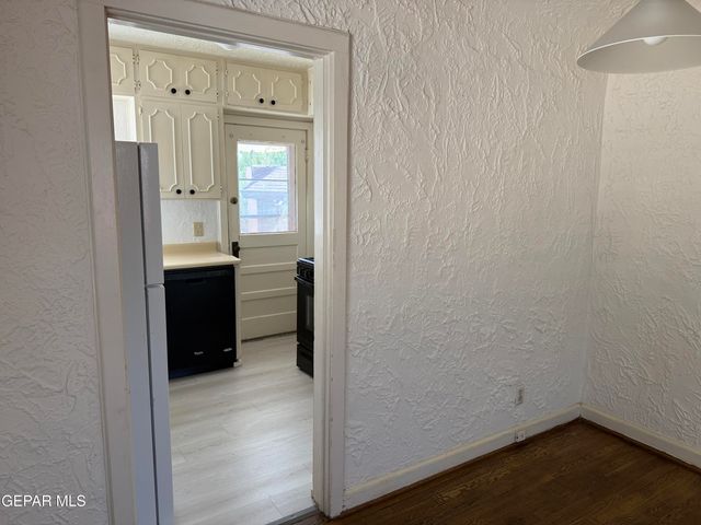 1222 Mesita Drive, El Paso, TX 79902