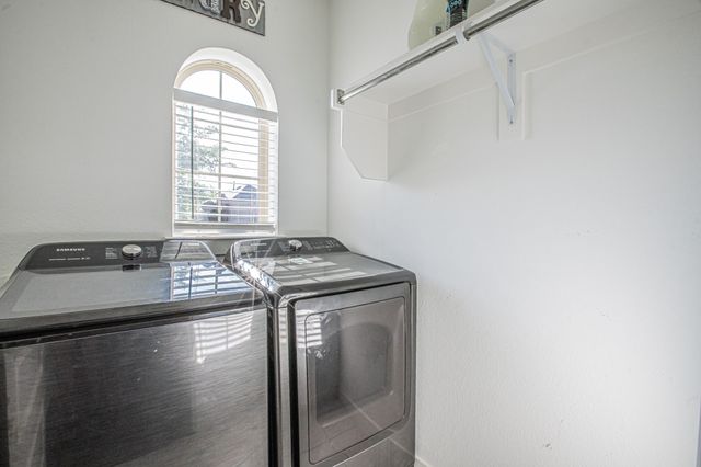 3524 Lilac Drive, Aubrey, TX 76227