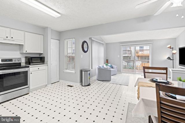 5035 BRIDGEFORD CIR, Rosedale, MD 21237