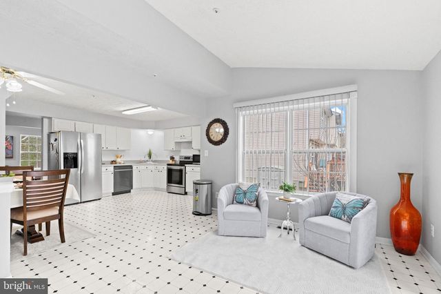 5035 BRIDGEFORD CIR, Rosedale, MD 21237