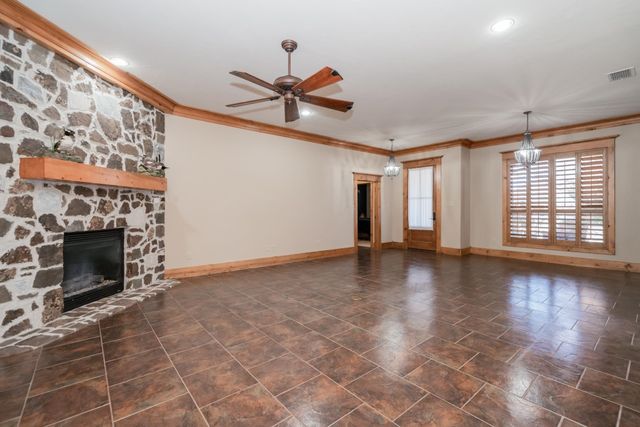 103 Smackover Ln, White Oak, TX 75693