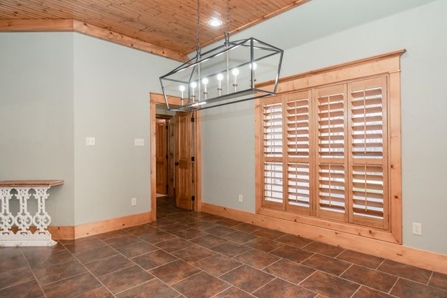 103 Smackover Ln, White Oak, TX 75693