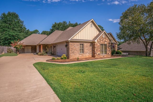 103 Smackover Ln, White Oak, TX 75693