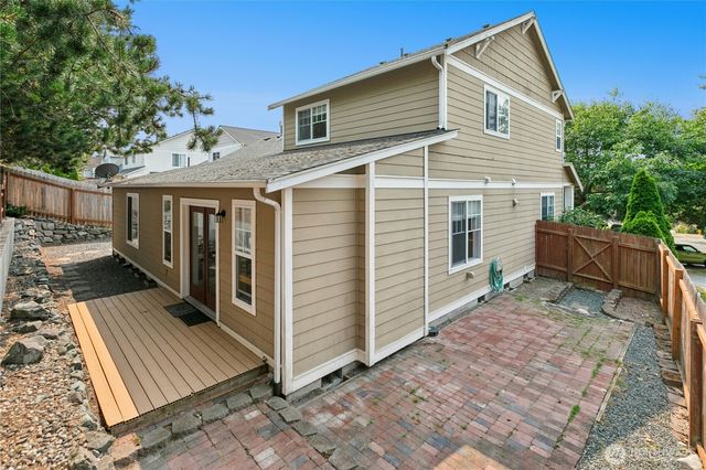 2188 SW Sunnyside Avenue, Oak Harbor, WA 98277