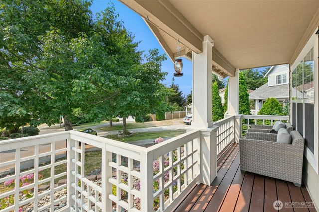 2188 SW Sunnyside Avenue, Oak Harbor, WA 98277