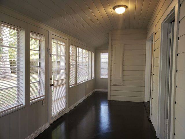 3270 Willowood Drive, Beaumont, TX 77703