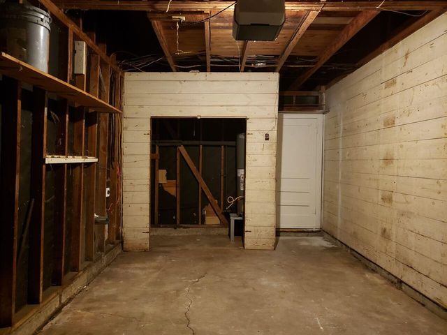 3270 Willowood Drive, Beaumont, TX 77703