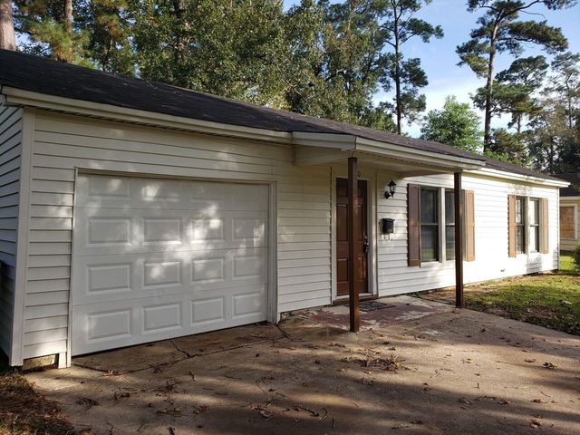 3270 Willowood Drive, Beaumont, TX 77703