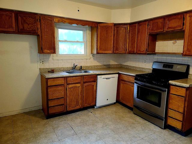 5129 N 62nd STREET, Milwaukee, WI 53218