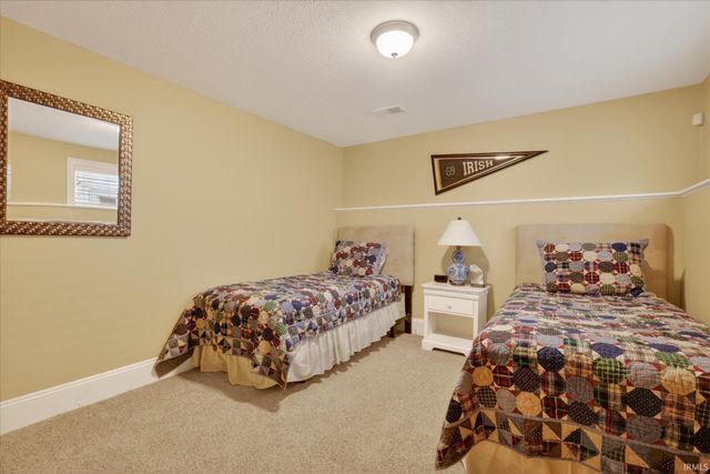 53475 Hansel Lane, South Bend, IN 46637