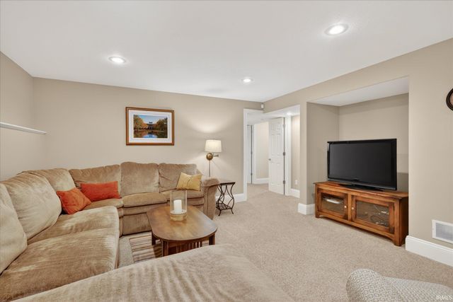 53475 Hansel Lane, South Bend, IN 46637