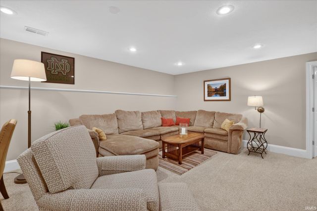 53475 Hansel Lane, South Bend, IN 46637