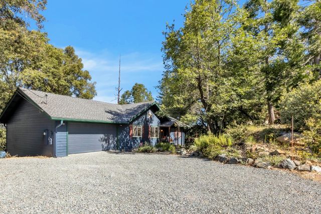 13250 Little York Close, Nevada City, CA 95959