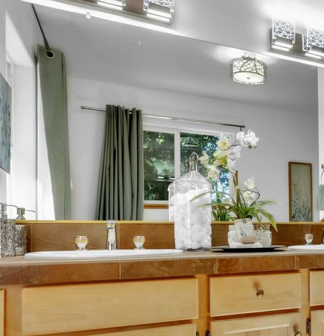 13250 Little York Close, Nevada City, CA 95959