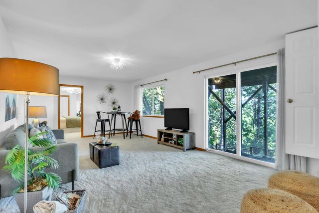 13250 Little York Close, Nevada City, CA 95959