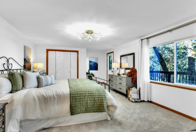 13250 Little York Close, Nevada City, CA 95959