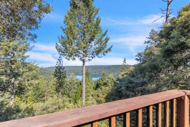 13250 Little York Close, Nevada City, CA 95959