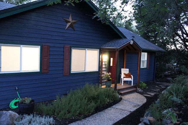 13250 Little York Close, Nevada City, CA 95959