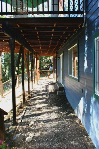 13250 Little York Close, Nevada City, CA 95959