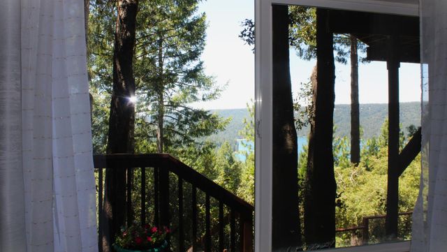 13250 Little York Close, Nevada City, CA 95959