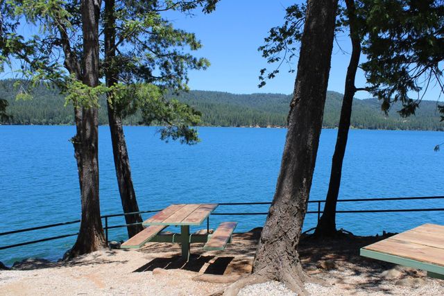 13250 Little York Close, Nevada City, CA 95959