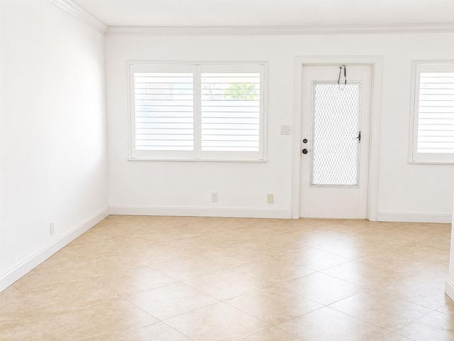 2131 NE 42nd Court 202e, Lighthouse Point, FL 33064