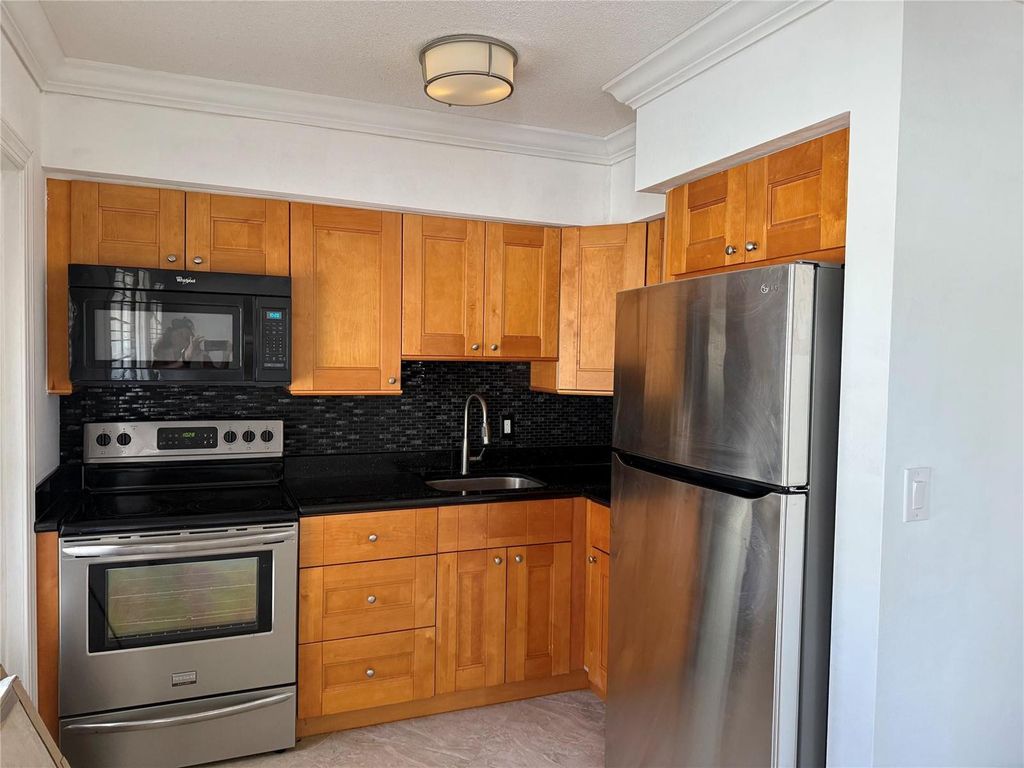2131 NE 42nd Court 202e, Lighthouse Point, FL 33064
