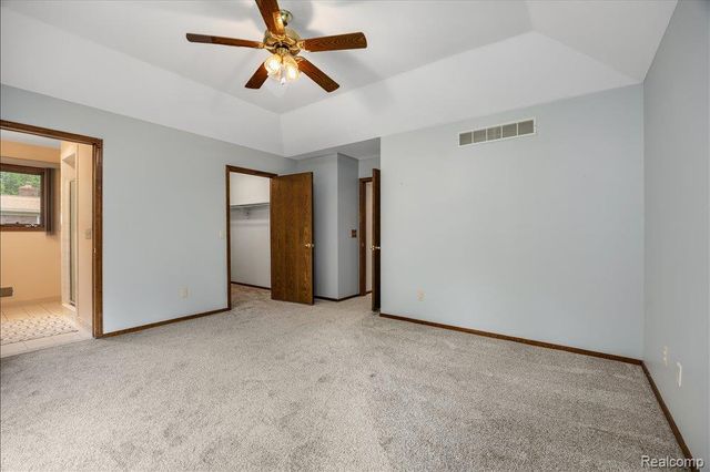 30531 Pembroke Street, Livonia, MI 48152