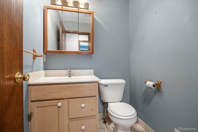 30531 Pembroke Street, Livonia, MI 48152