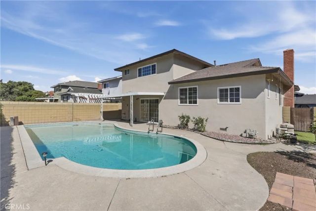 6912 Tahiti, Cypress, CA 90630