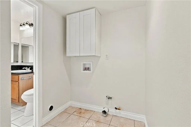 6912 Tahiti, Cypress, CA 90630
