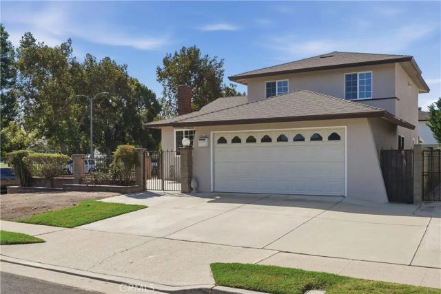 6912 Tahiti, Cypress, CA 90630