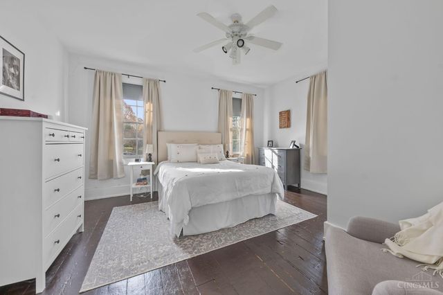 30 E Sharon Road, Glendale, OH 45246