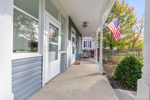 30 E Sharon Road, Glendale, OH 45246