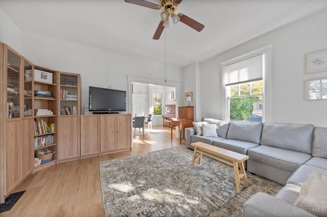 30 E Sharon Road, Glendale, OH 45246