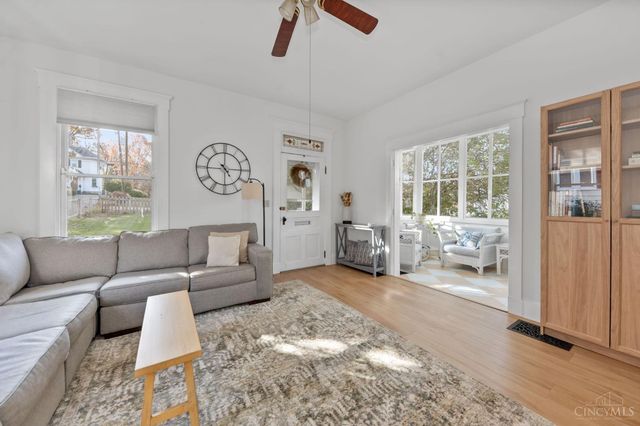 30 E Sharon Road, Glendale, OH 45246