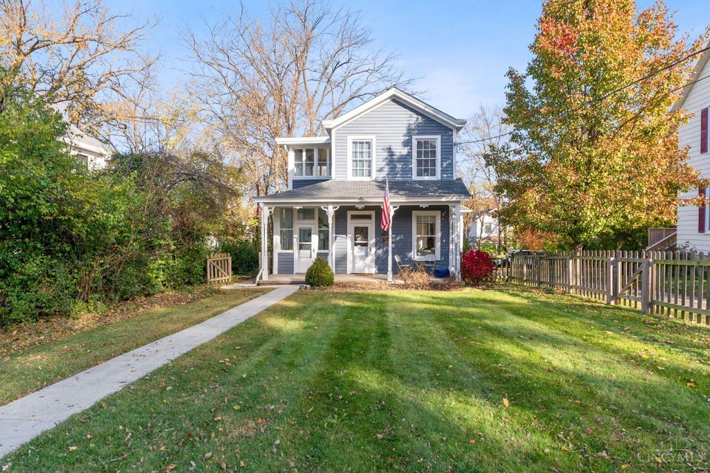 30 E Sharon Road, Glendale, OH 45246