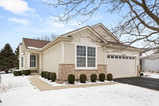 21207 Prince Lake Court, Crest Hill, IL 60403