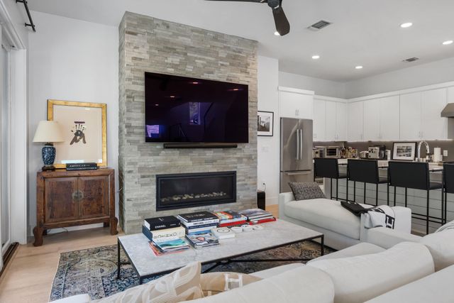 901 Bouldin Ave A, Austin, TX 78704