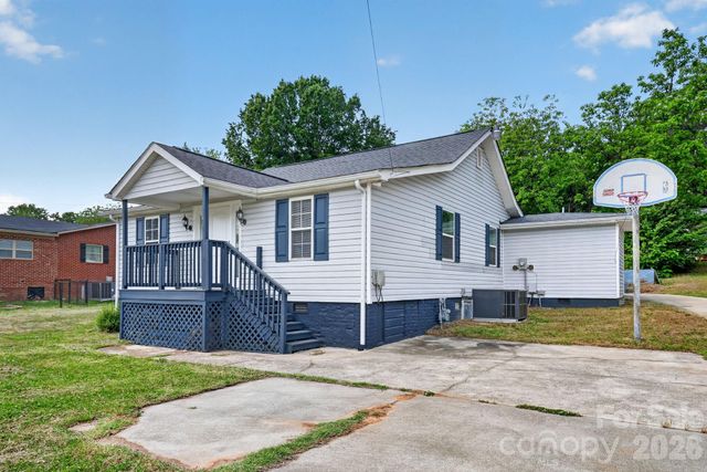 62 Roberta Road SW, Concord, NC 28027