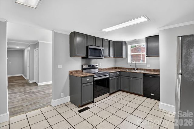62 Roberta Road SW, Concord, NC 28027