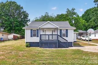 62 Roberta Road SW, Concord, NC 28027