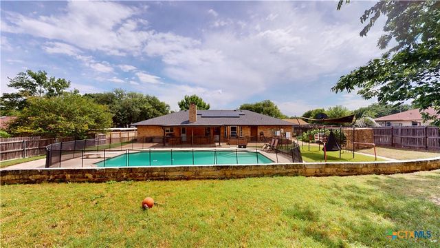 205 Red Oak Drive, Harker Heights, TX 76548