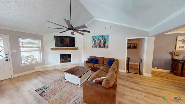 205 Red Oak Drive, Harker Heights, TX 76548