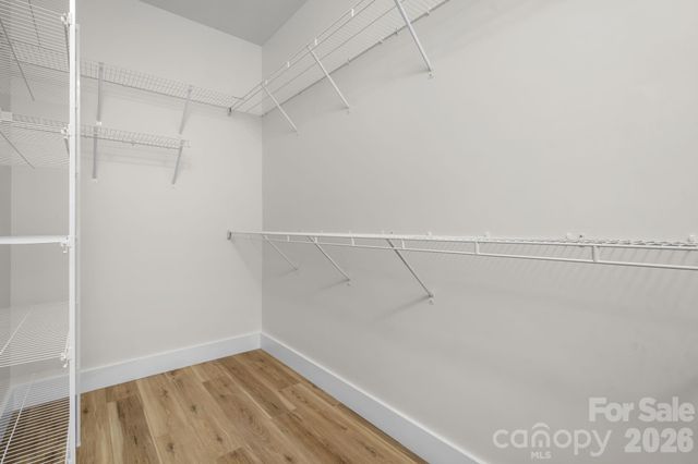 906 4th Street NE, Conover, NC 28613