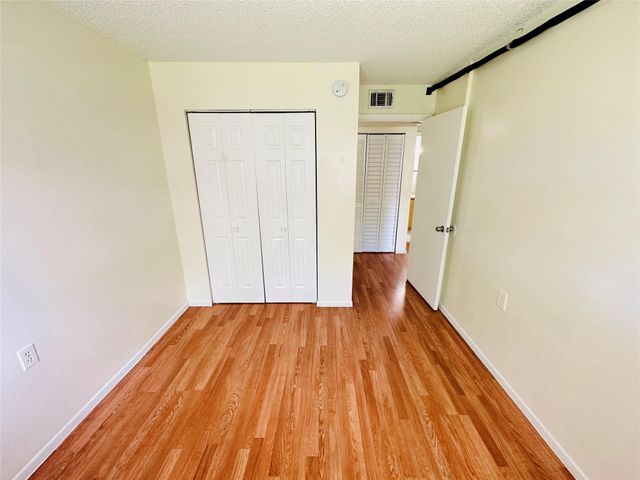 1203 N Benoist Farms Road 206, West Palm Beach, FL 33411