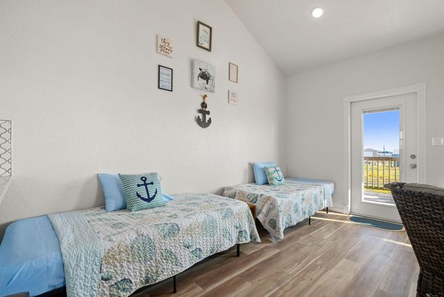 116 I Howard Avenue, Surfside Beach, TX 77541