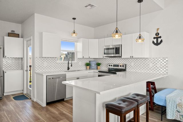 116 I Howard Avenue, Surfside Beach, TX 77541