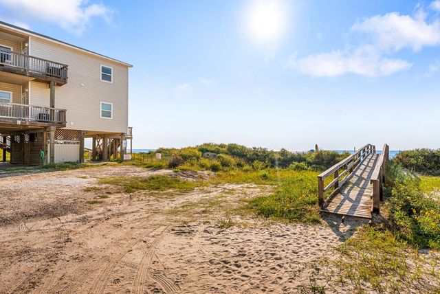 116 I Howard Avenue, Surfside Beach, TX 77541