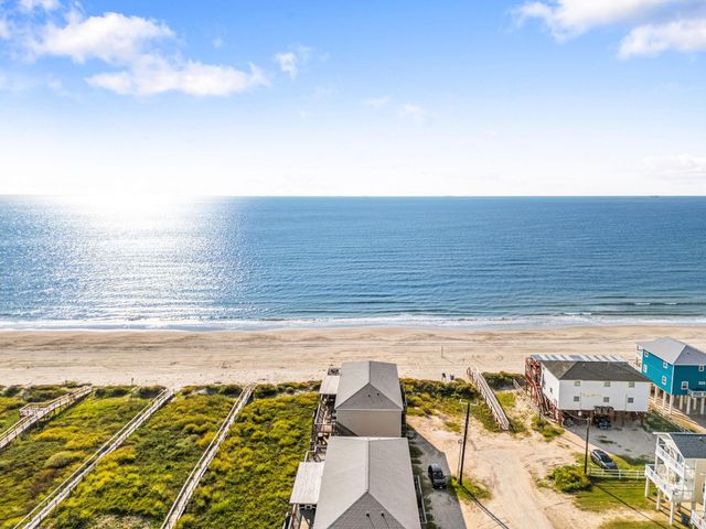 116 I Howard Avenue, Surfside Beach, TX 77541